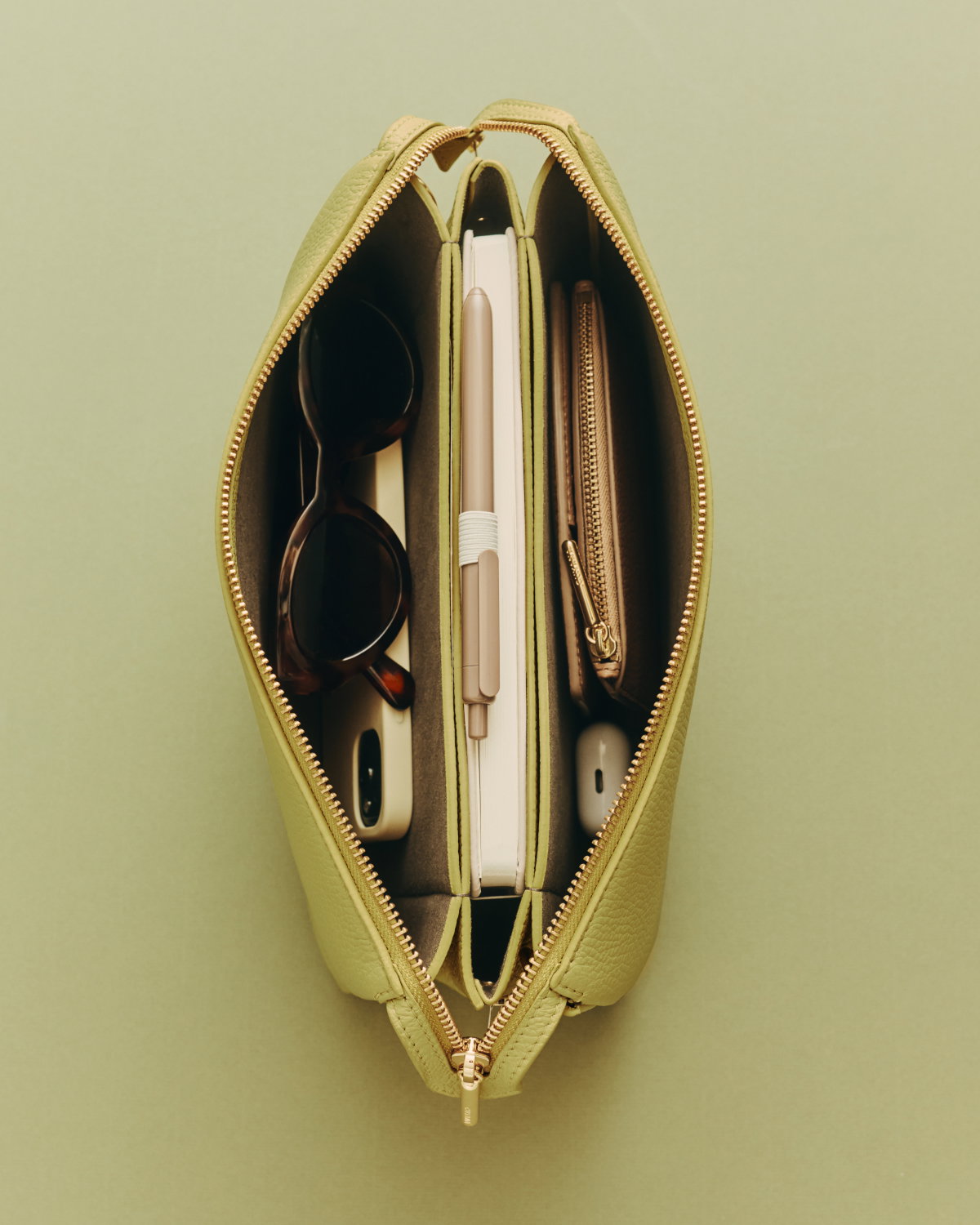 Tria Clutch inside the bag