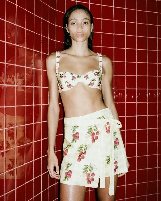MAURIA wears AGUA BY AGUA BENDITA