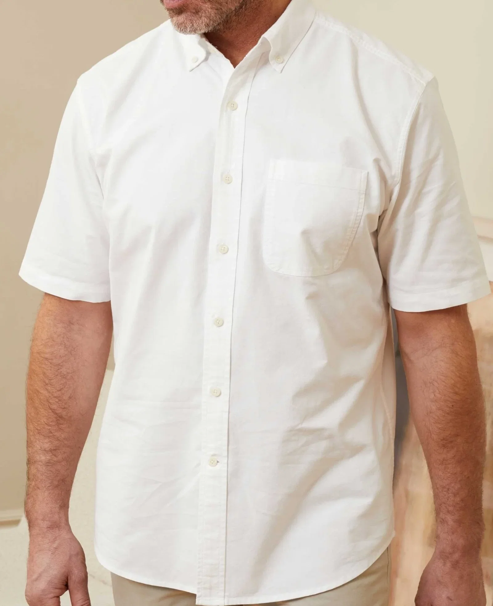 Image of White Classic Fit Short Sleeve Oxford Shirt