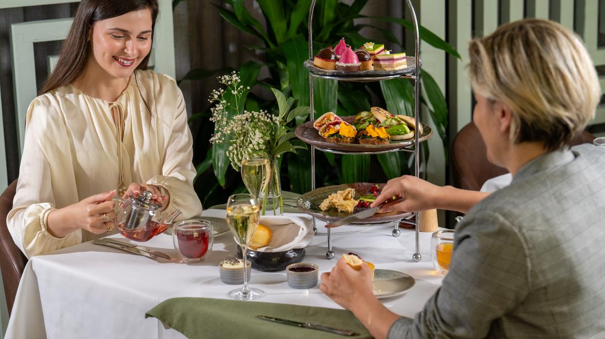 Sydney: Fields & Florals High Tea with Glass of Sparkling Wine at Croft Restaurant