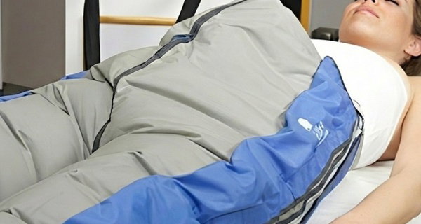 3 o 6 sesiones de piernas ligeras con masaje drenante y presoterapia en Blossom con hasta un 81% de descuento