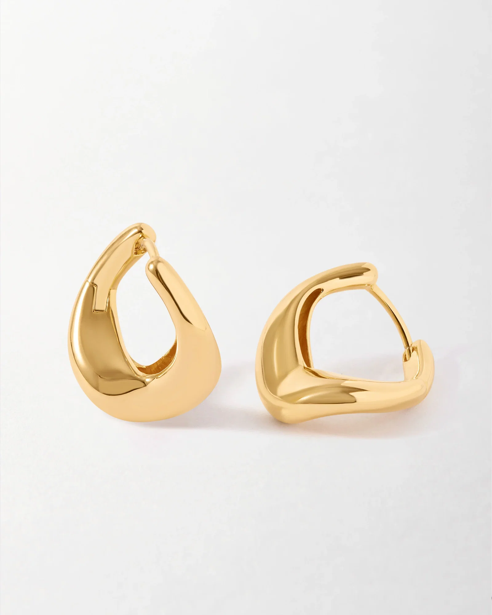 Image of Charlotte Collins Twist Earrings