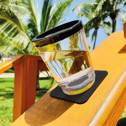 Magnetic Drinking Cup with Gel Pad