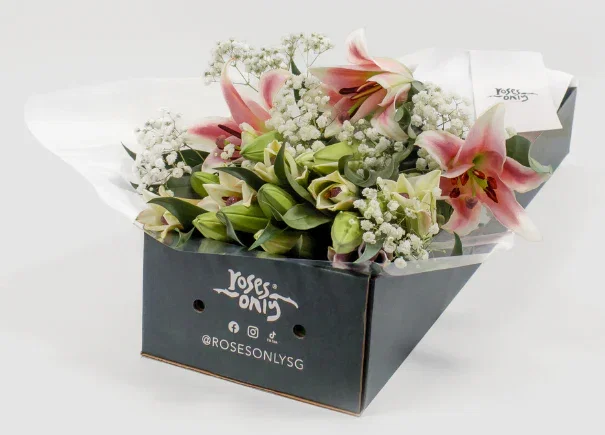 Image of Pink Lilies With Baby's Breath Gift Box (ROA124)