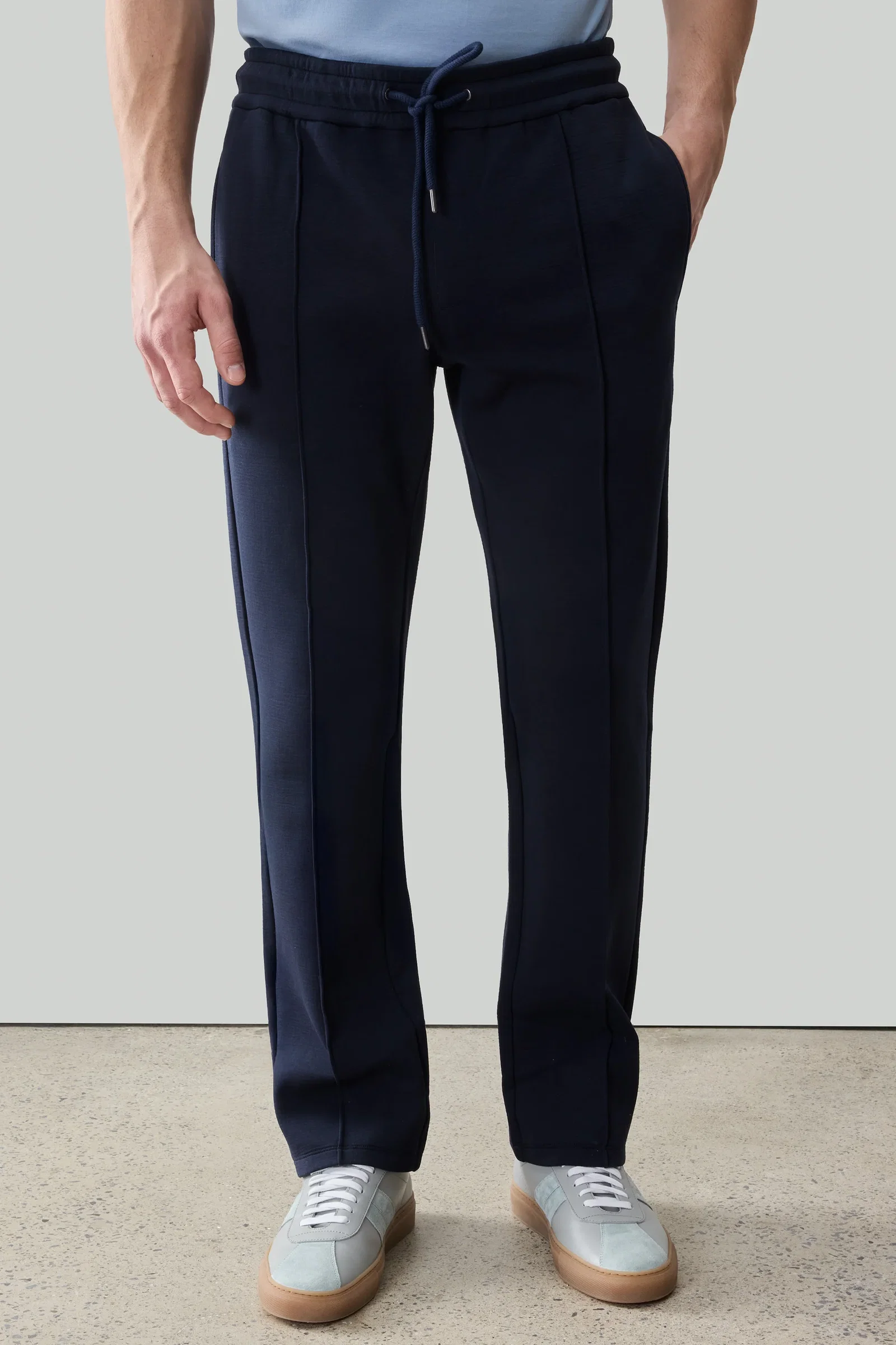 Kenji Jogger in Navy