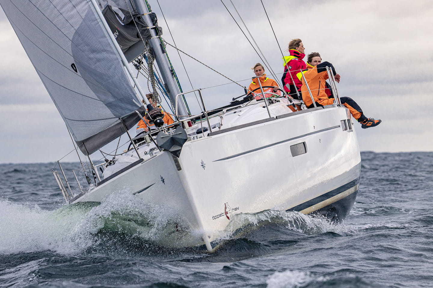 Sail farther with Helly Hansen
