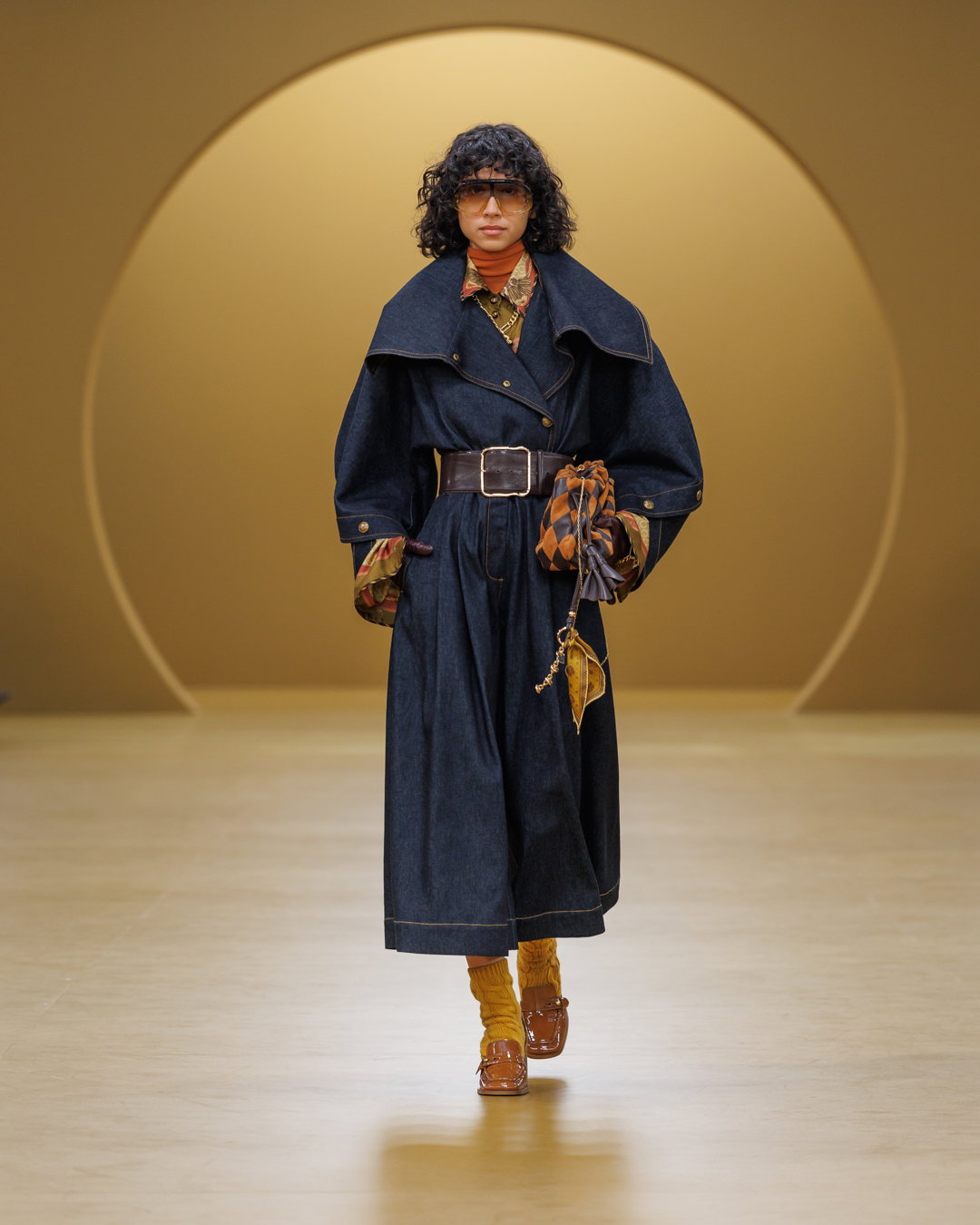 RELIVE THE RUNWAY