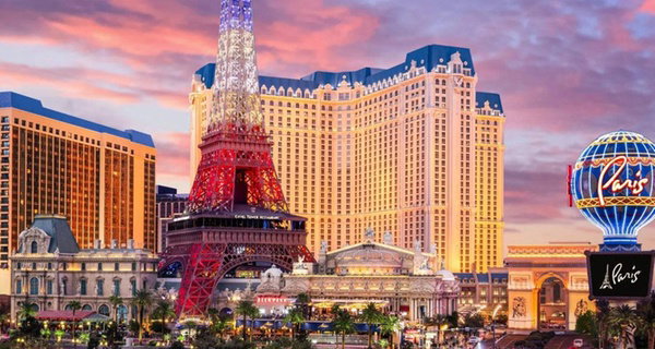 4-Star Paris Las Vegas Hotel on Strip with Iconic Eiffel Tower Views