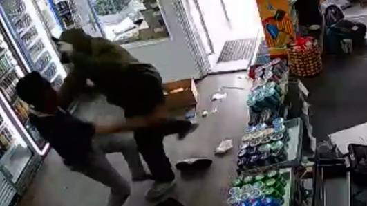 Gewapende overvaller kiest verkeerde winkel uit in Duitsland