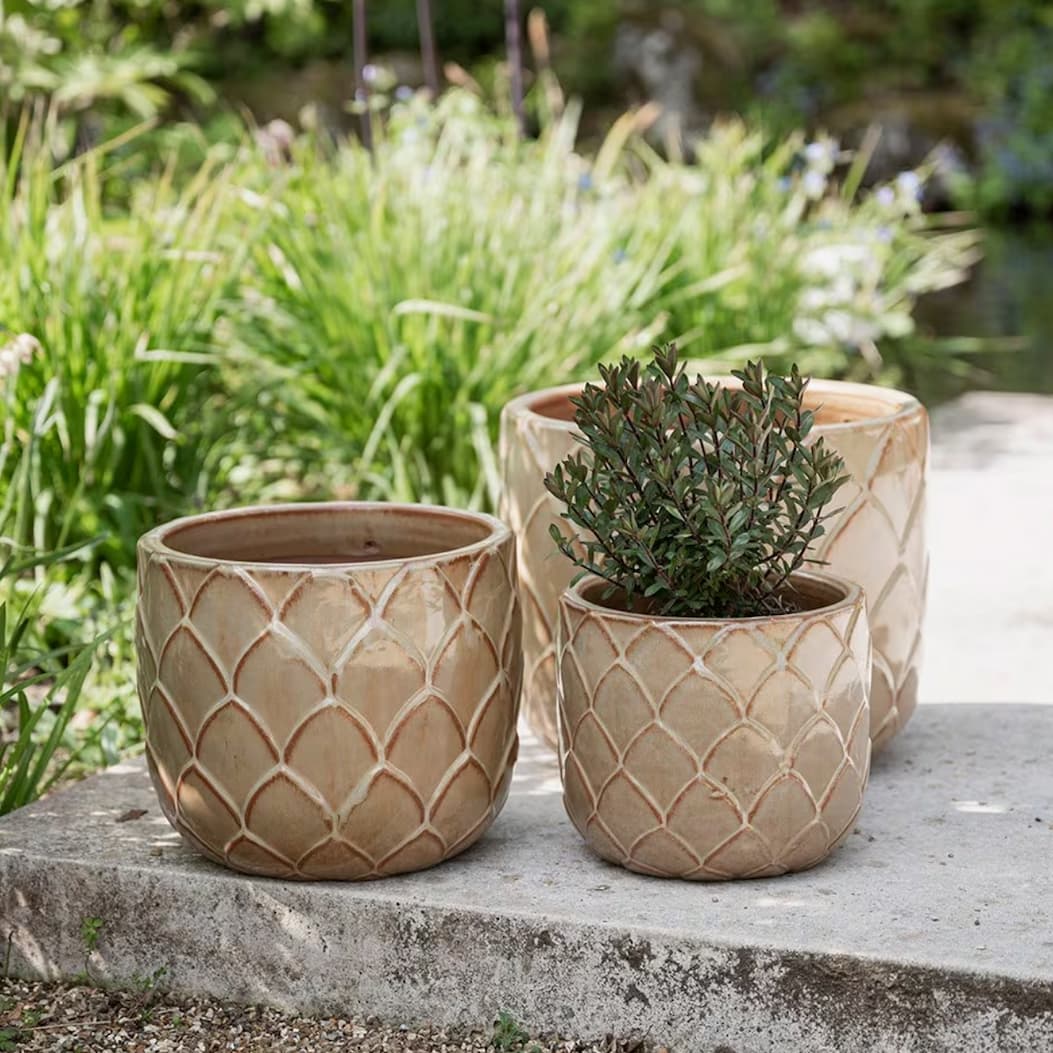 Leaf glazed terracotta pot