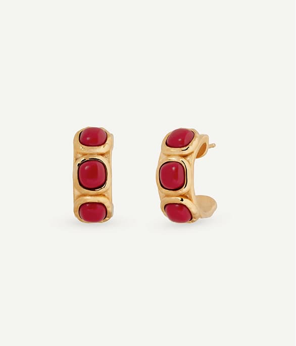 Pendientes semiluna Zahara con coral sintético rojo