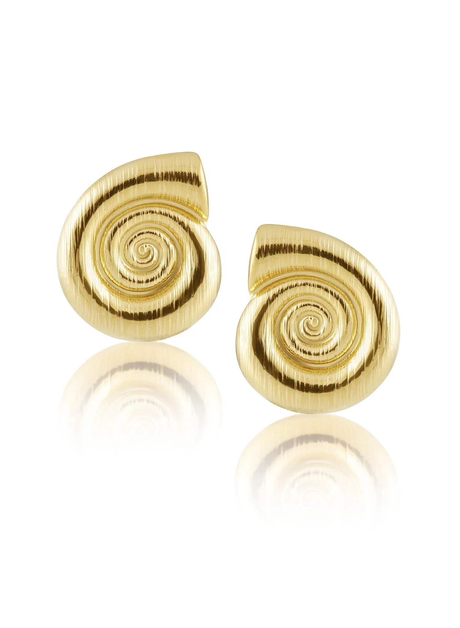 Image of Ingrid Shell Stud Earrings | Sahira Jewelry
