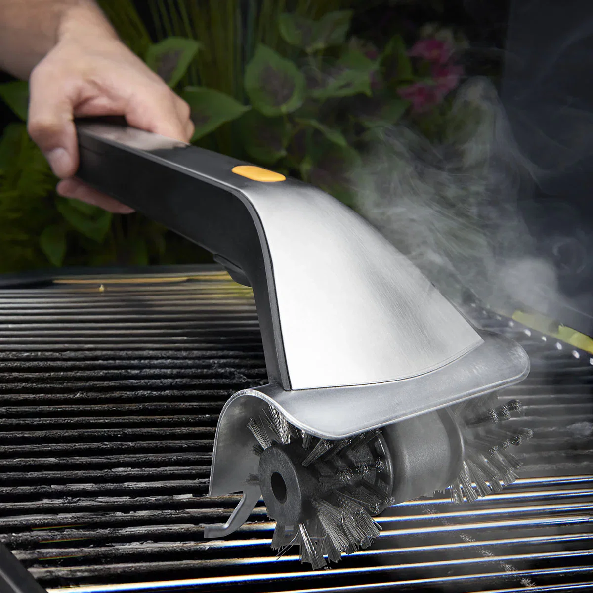 Image of Electric Spin and Steam Power Grill Brush