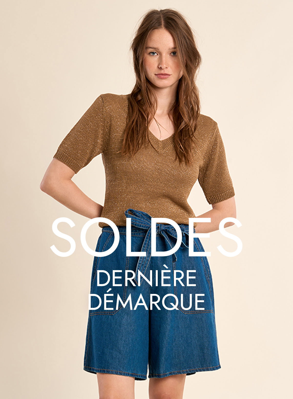 Pull en maille manches courtes