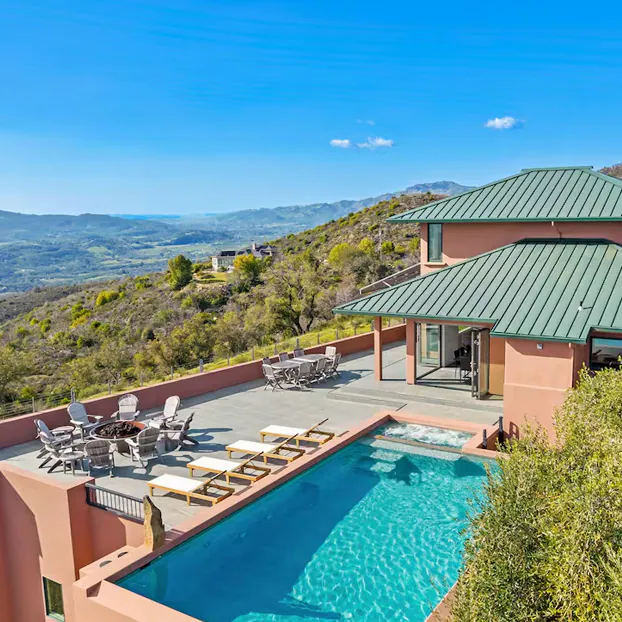Book a vacation home in Sonoma, California.