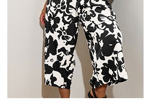 YOURS Curve Black Textured Floral Print Midaxi Culottes