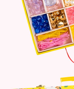 Make It Super DIY Bead Kit Bottom Left