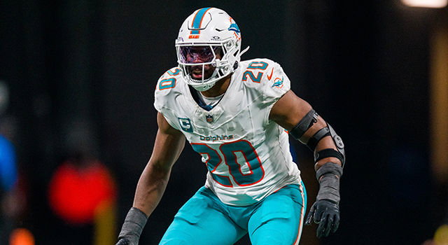 Dolphins LB Jordyn Brooks agrees to three-year, $51.3M extension