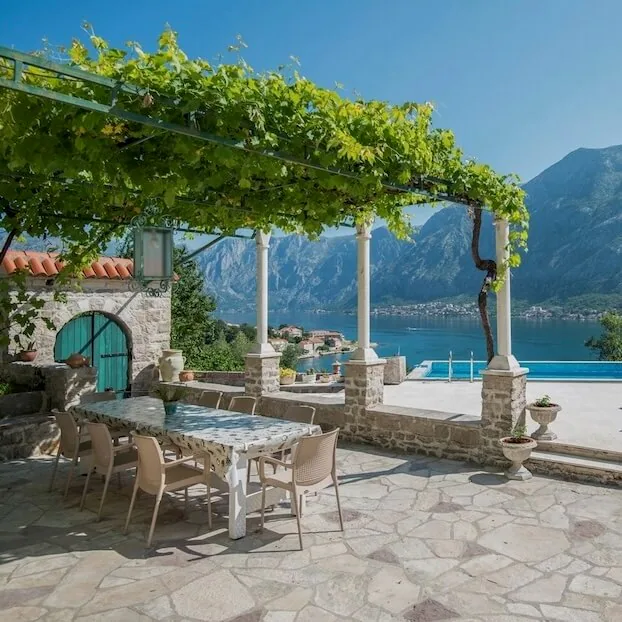 Buche eine Ferienunterkunft in Montenegro.