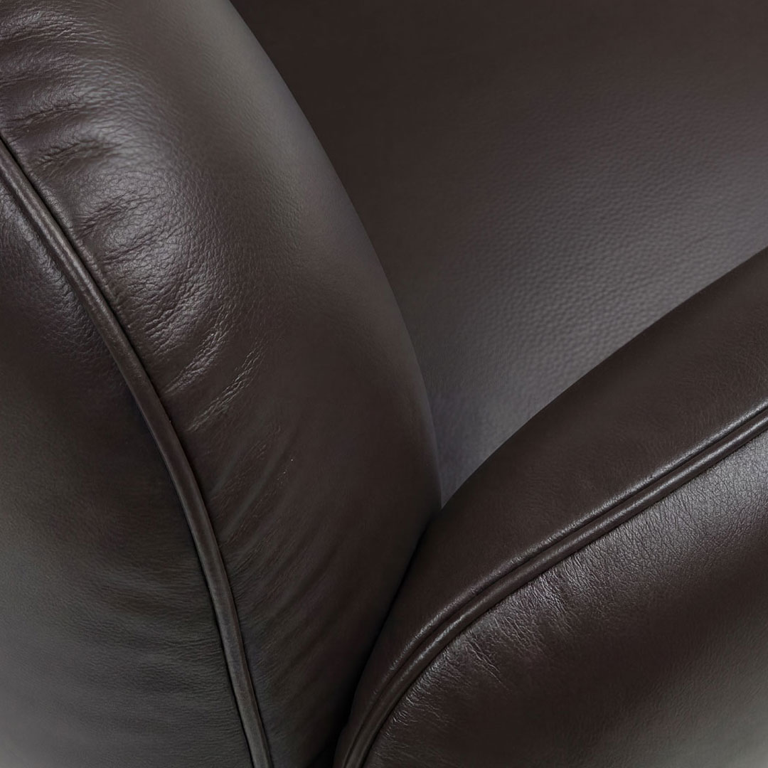DAFNE ARMCHAIR