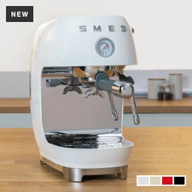 Smeg Manual Espresso Coffee Machine with Cold Brew