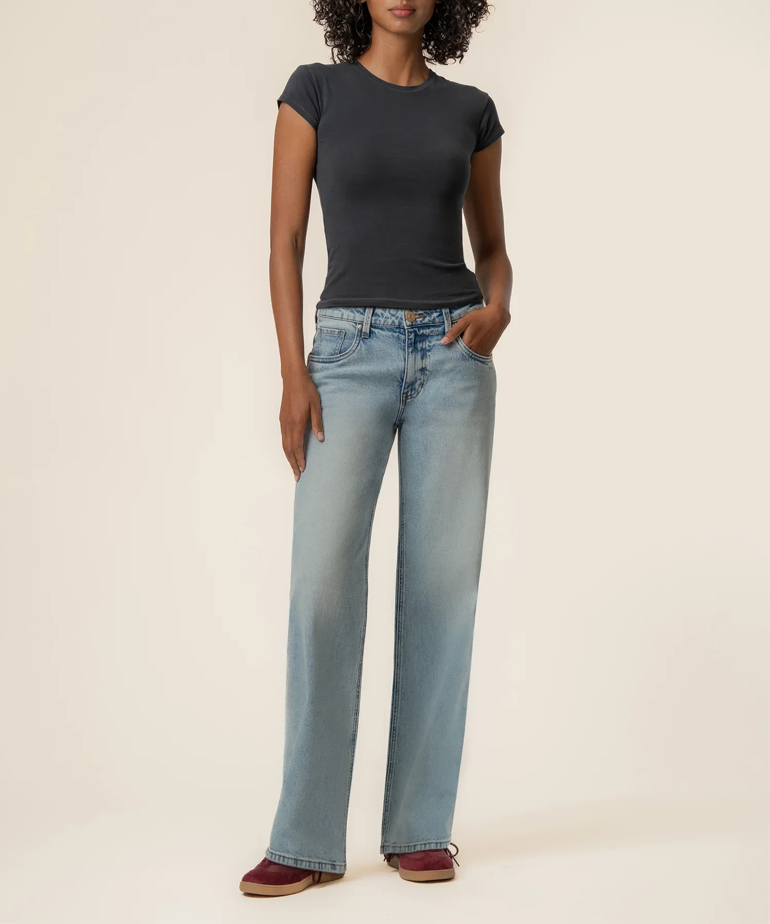 Image of Selena Baggy Low Rise Straight Leg in Enthusiastic Wash