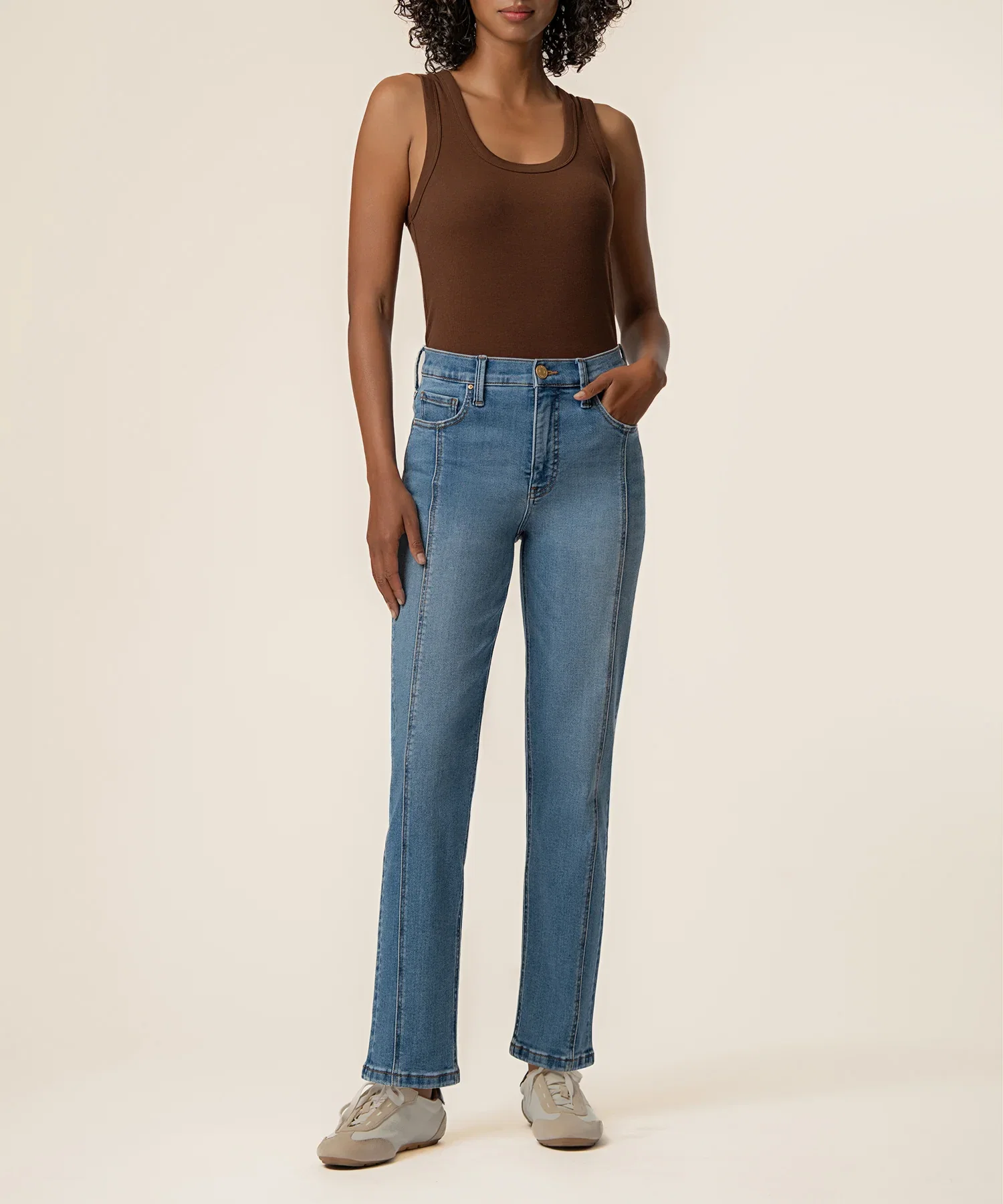 Image of Blair High Rise Straight Leg in Exhibiting Wash