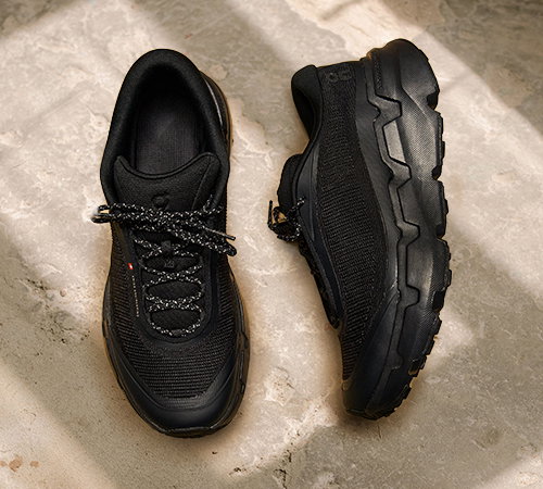 On Cloudsoma Trainers Black