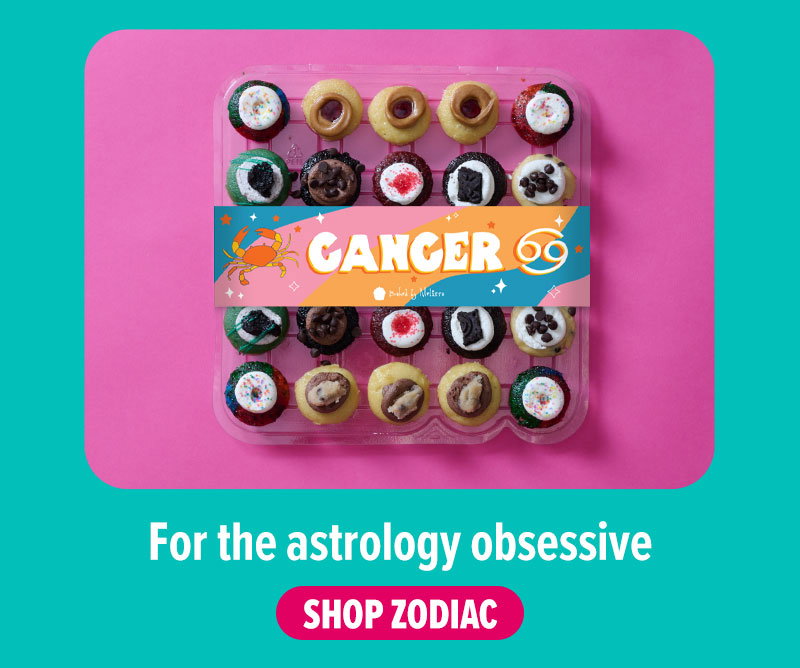 For the astrology obsessive! Shop Cancer zodiac cupcakes.