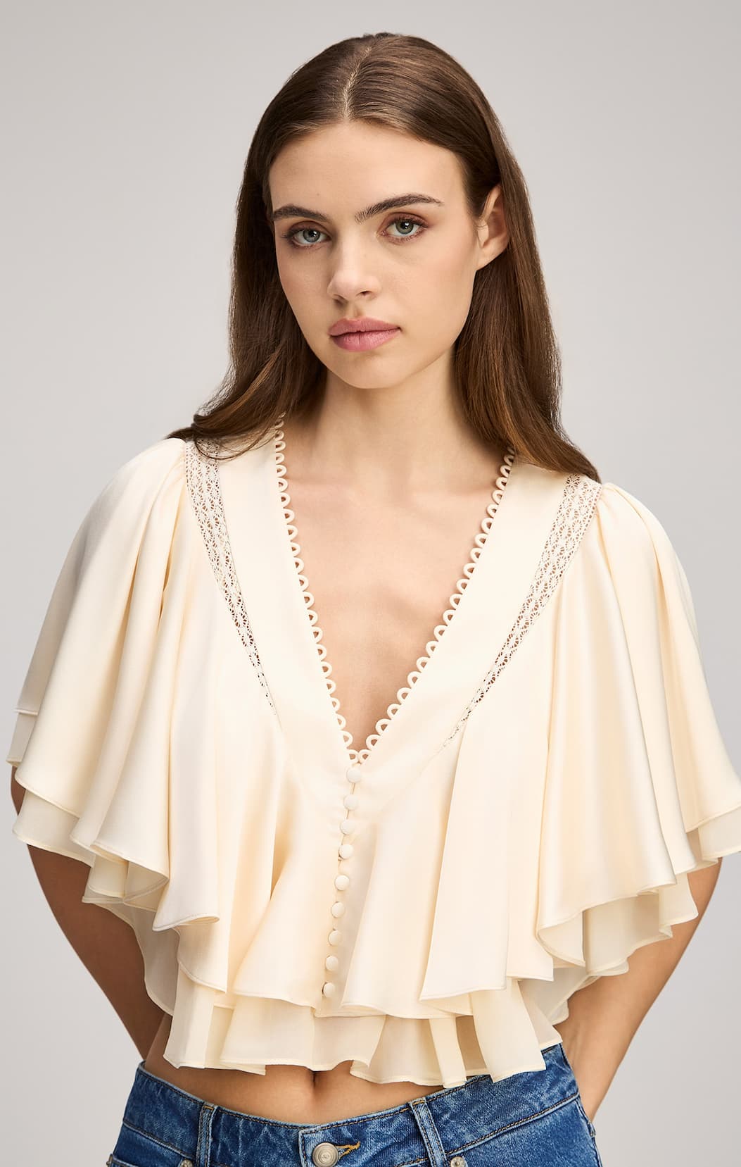 https://cinqasept.nyc/products/mary-top-in-gardenia-zw223212081z