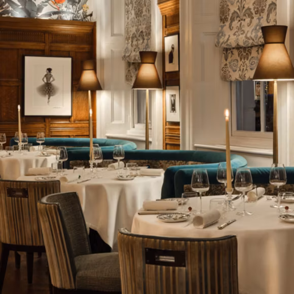 Restaurant at Brown’s Hotel in London, linking to BA High Life site.