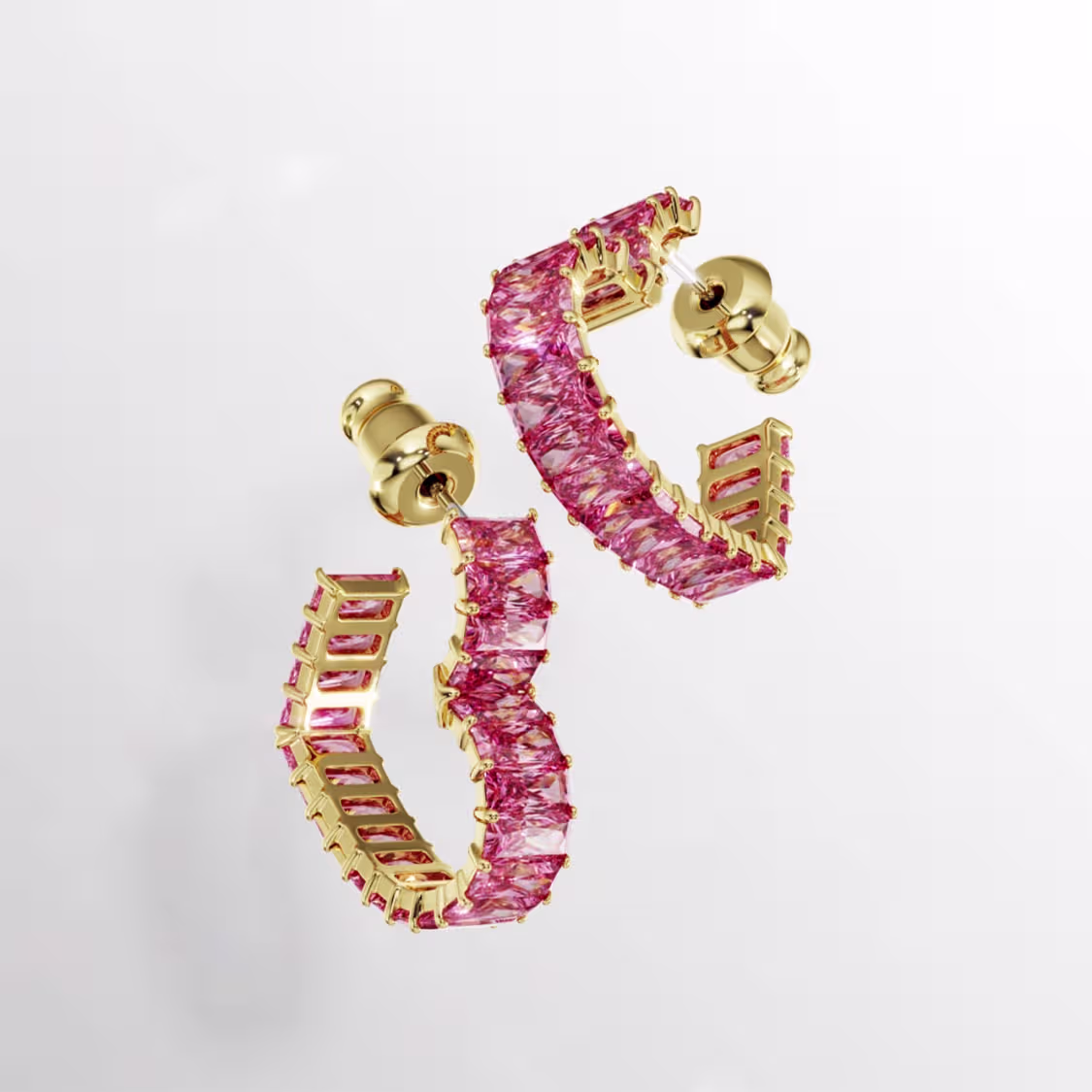 Modella con gioielli Swarovski