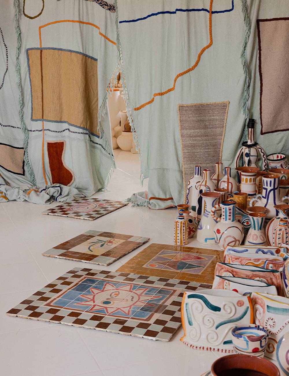 Discover distinctive accessories that bring character and elegance to your space