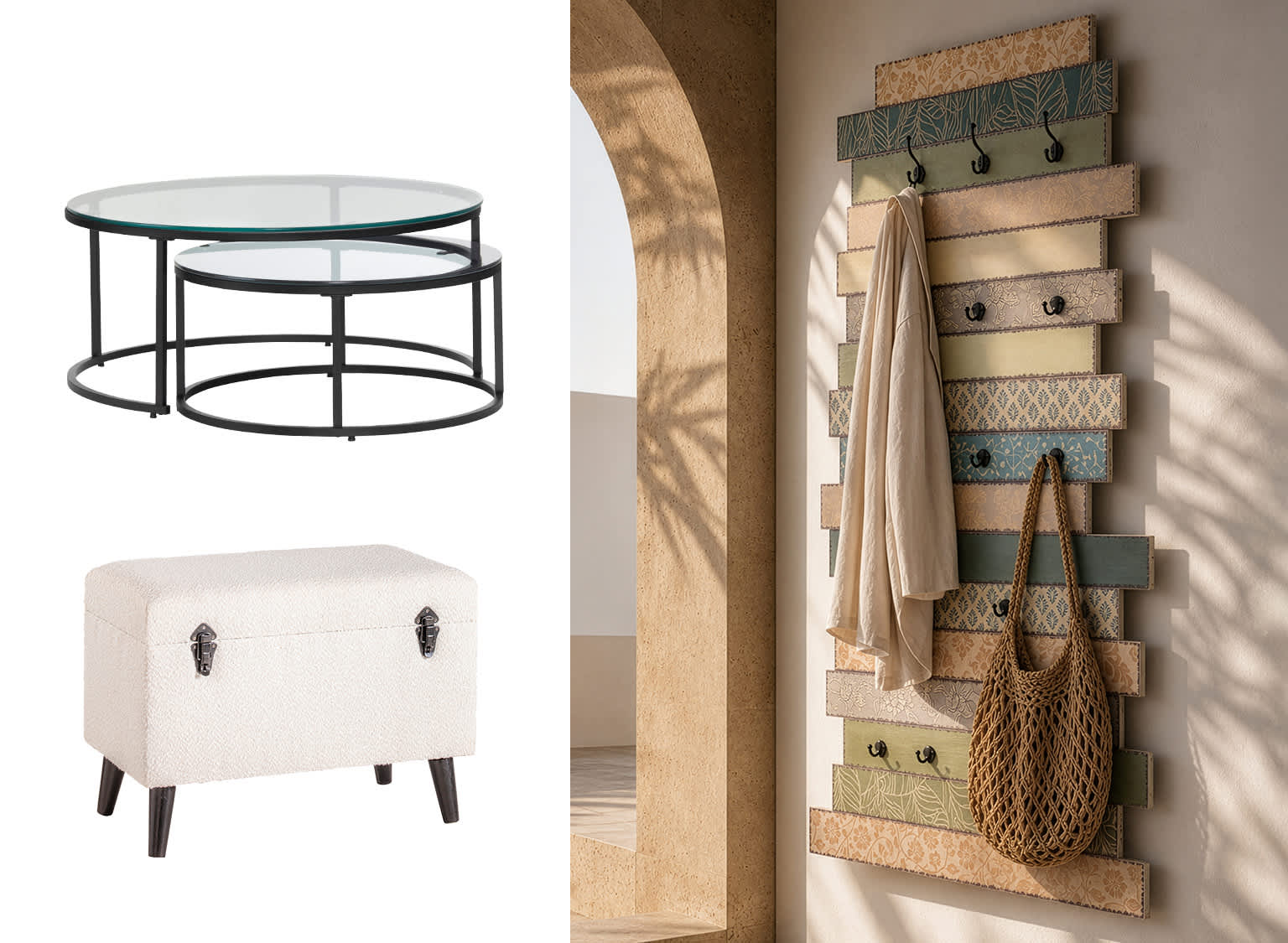 Zwei runde Glastische mit schwarzem Metallgestell, ein weißer gepolsterter Hocker mit Beinen und eine bunte Wandgarderobe mit Haken, an der ein Mantel und eine Tasche hängen.