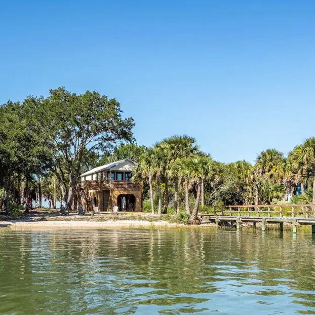 Book a vacation home on the Isle of Palms, South Carolina. 