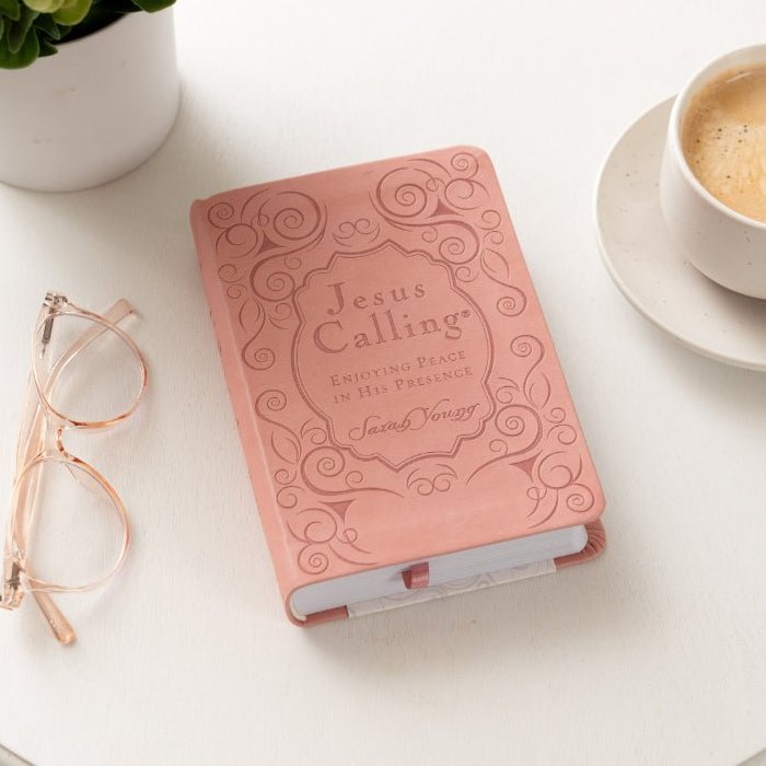 Jesus Calling, Pink Leathersoft, with Scripture References
