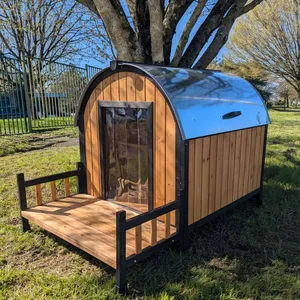 Niche à chien Finlandaise toit tôle isolé ouvrant et terrasse taille XL
