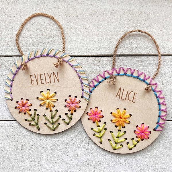 Wooden Flower Door Hanger - Personalized Yarn Craft Kit