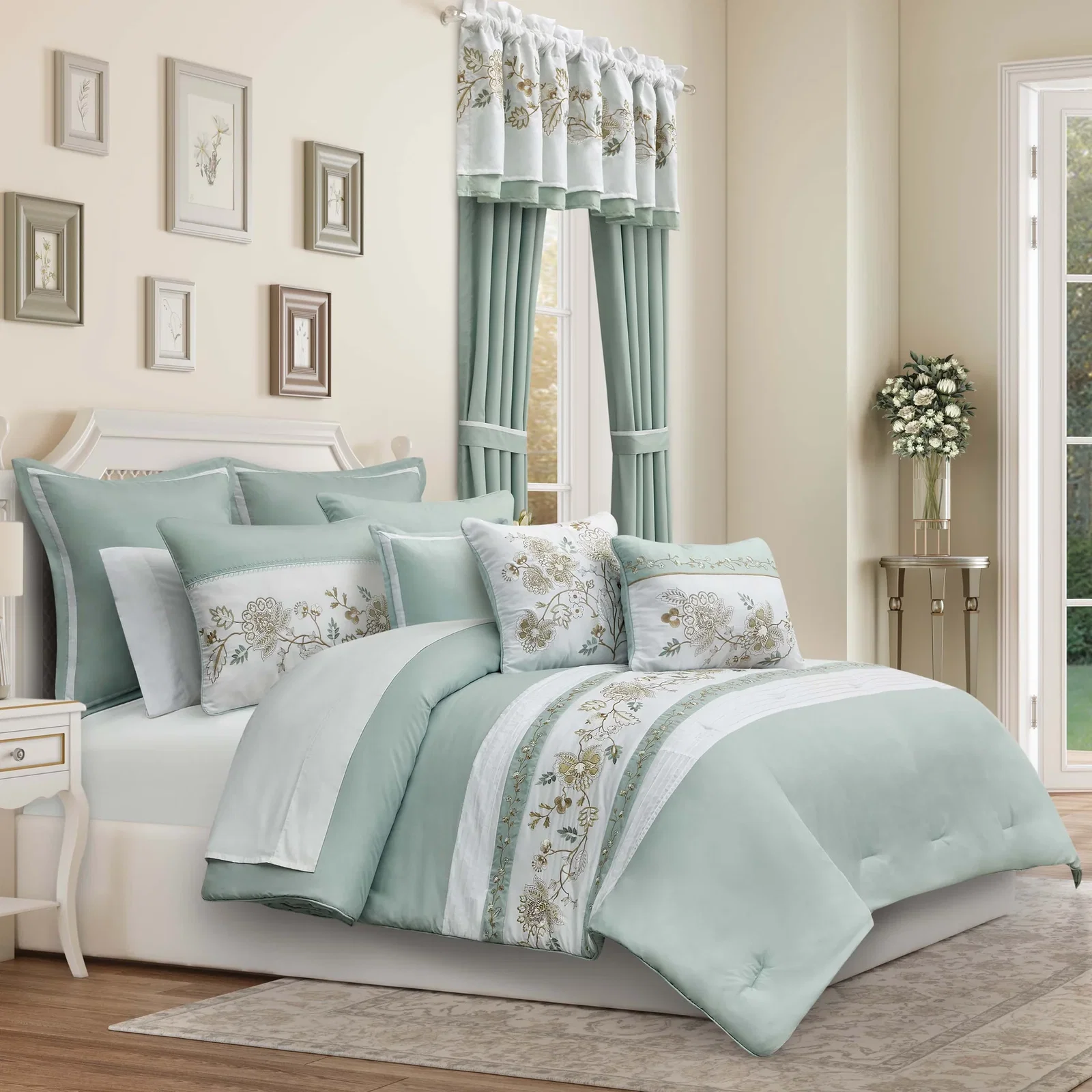 Spring Social Spa 3 Piece Comforter Set