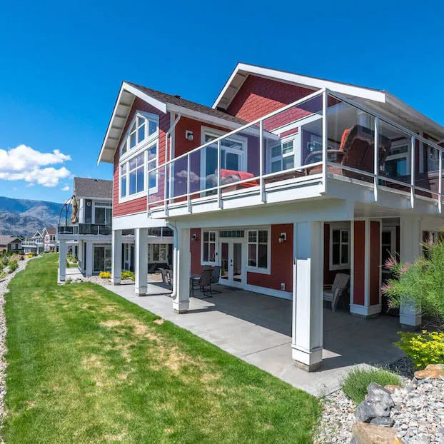 Book a vacation rental in Osoyoos, BC