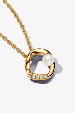 Organically Shaped Pavé Circle & Treated Freshwater Cultured Pearl Collier Necklace
