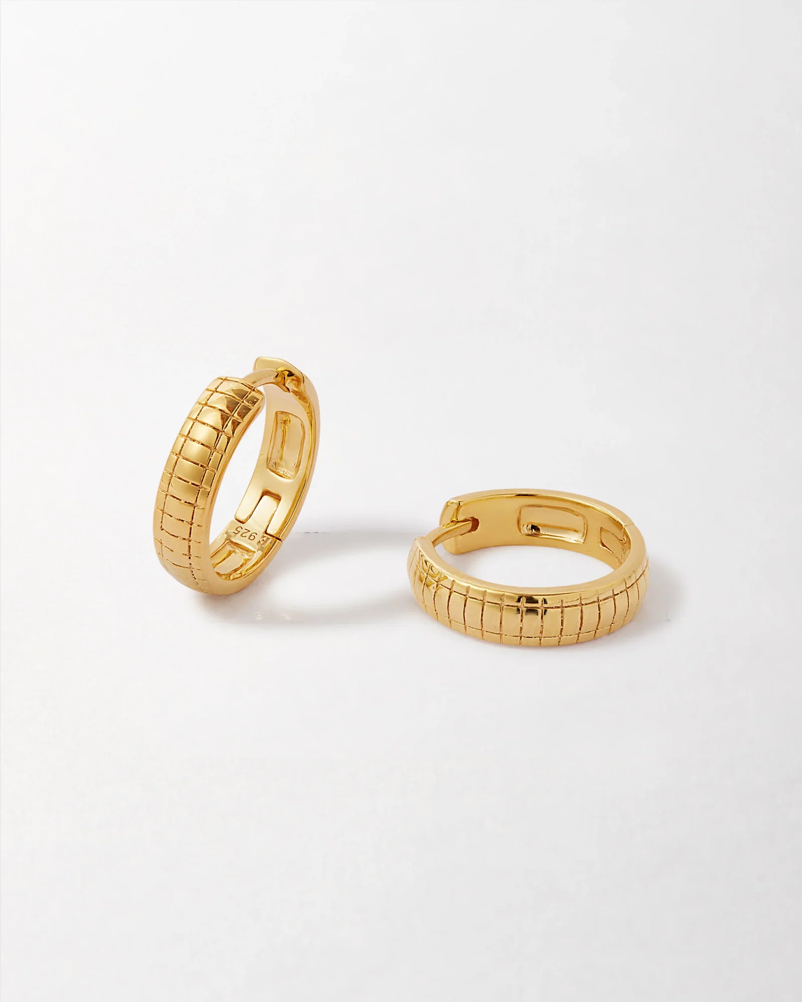 Image of Lattice Small Hoop Earrings