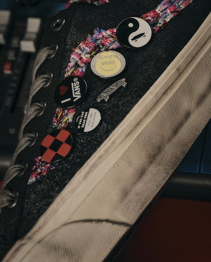 The Premium Old Skool Souvenir