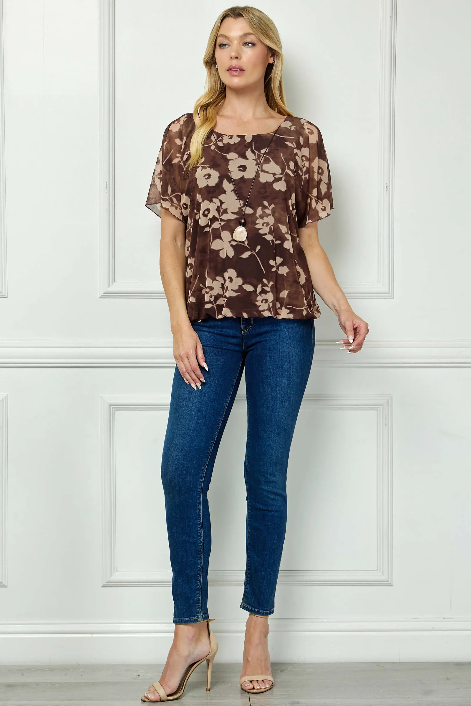 Image of Scoop Neck Bubble Blouse with Necklace in Brown/Mocha/Tan