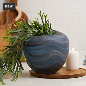 Thread Office Blue Wave Glass Vase