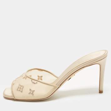 Revival Size 40 Beige Lace and