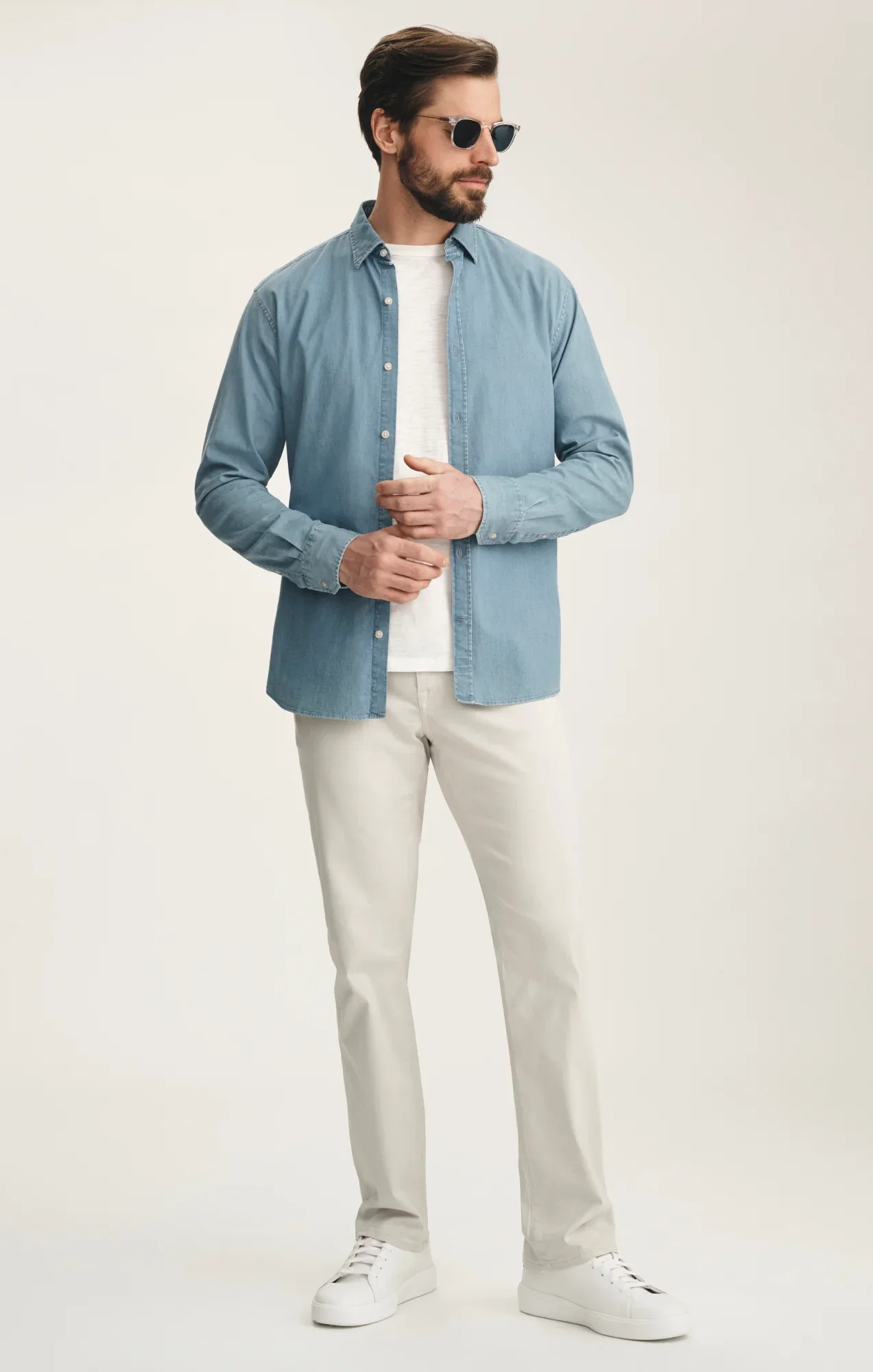 Image of Charisma Relaxed Straight Pants In Glacier Twill