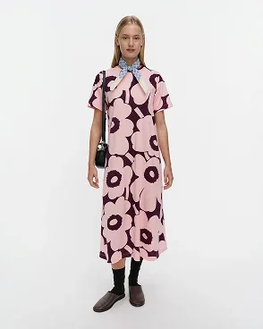 Pisteinen Unikko Dress
