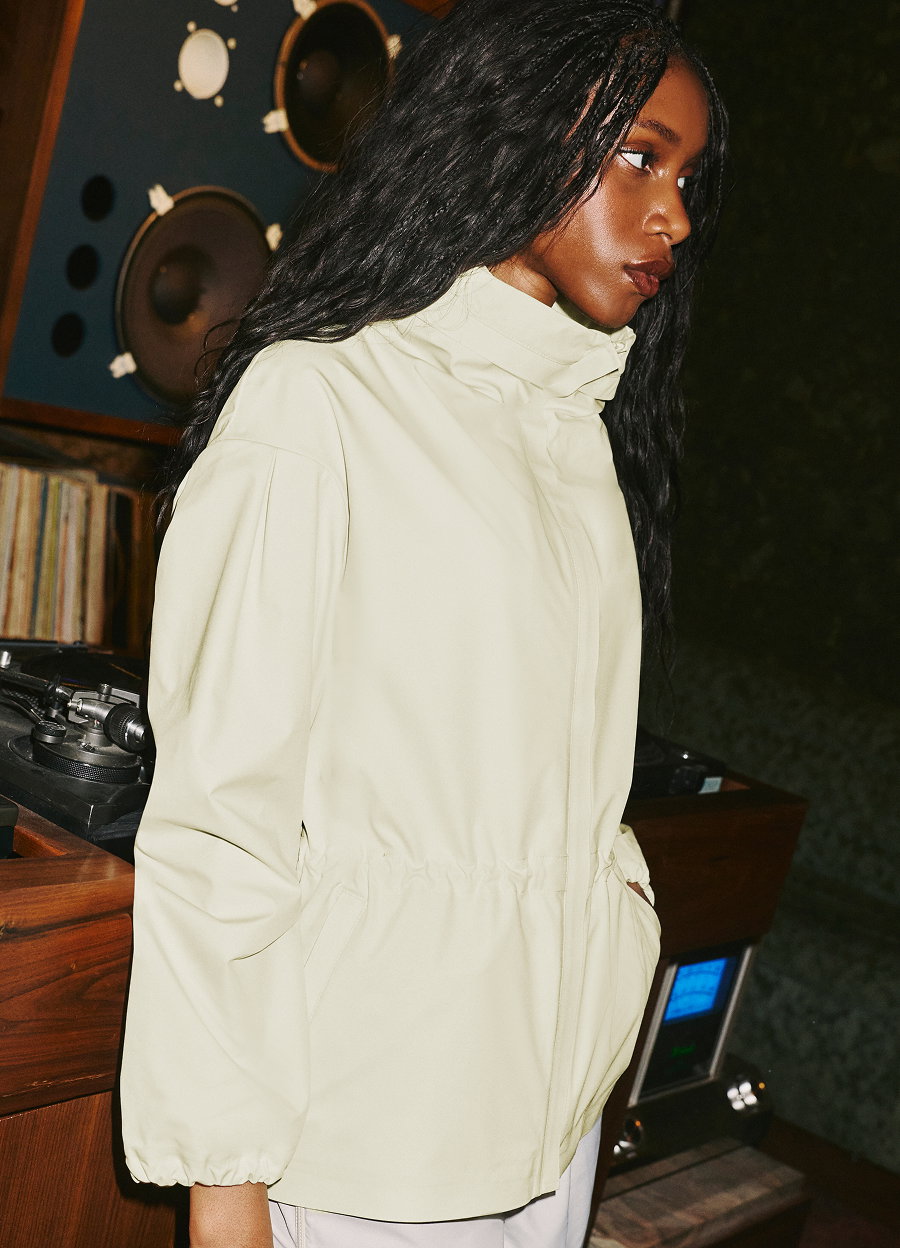 RIA Light Rain Jacket in Stretch Waterproof Shell