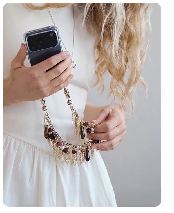 FRINGE AND PENDANT WRISTLET